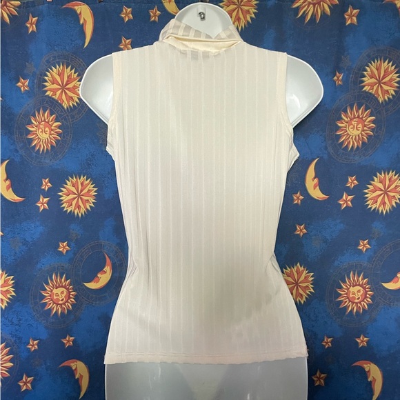 Fairweather Beechers Brook mock neck sleeveless top - Picture 6 of 8